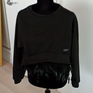 Removable crewneck sweatshirt with feather lining